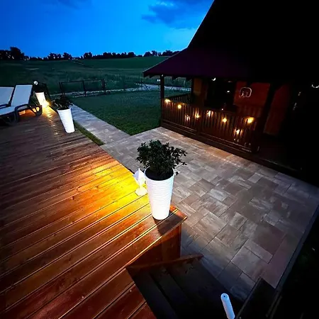 Letniskowy Jawor Z Basenem Holiday home *