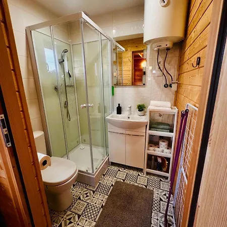 Letniskowy Jawor Z Basenem * Maldyty