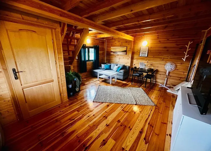 Letniskowy Jawor Z Basenem * Maldyty