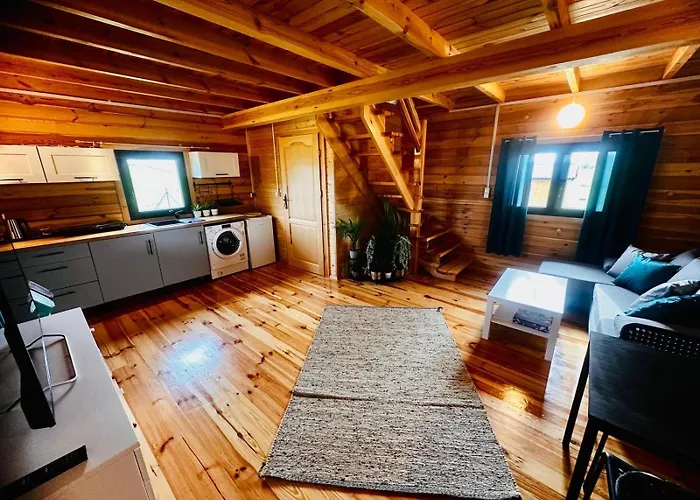 Letniskowy Jawor Z Basenem *